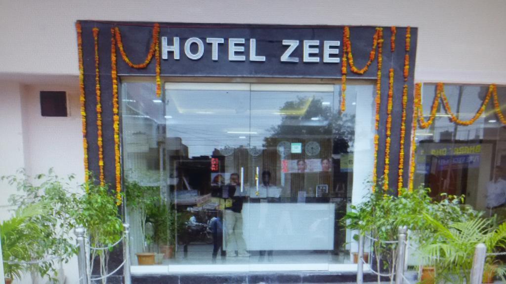 Hotel Zee Agra  Kültér fotó