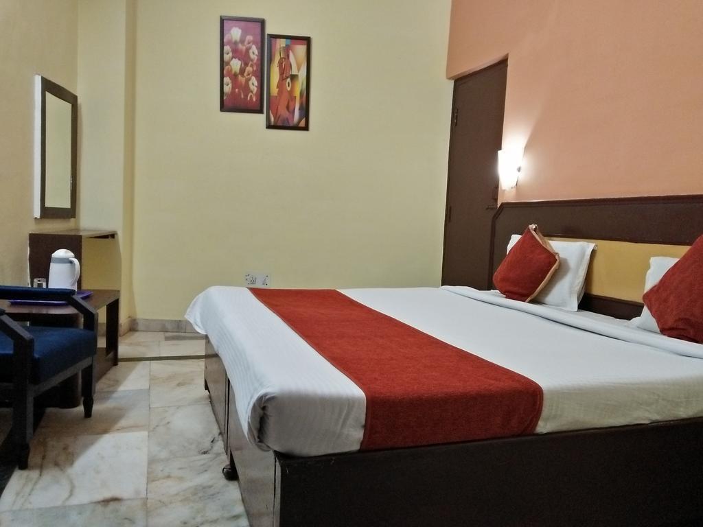 Hotel Zee Agra  Szoba fotó